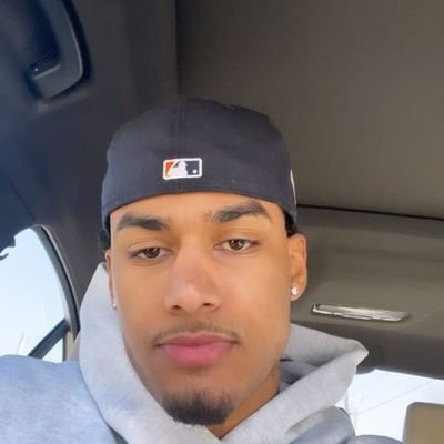 BIgLegsy's profile picture. I’m a model and a businessman. Building dreams, not excuses.
#Model #Entrepreneur #FocusedMindset #StyleAndSuccess