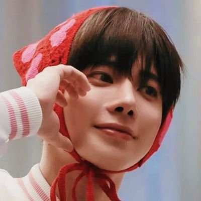 ❝ txt, you are my blue spring ❞
ot5 | proud moa | since predebut | fan account