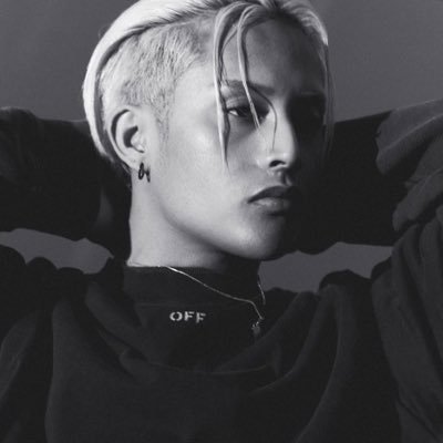 #jokentwt | JoKen-biased | spillovers from my main account, reading, occasional writing | she/her | fics below | https://t.co/VsWvhE30uI