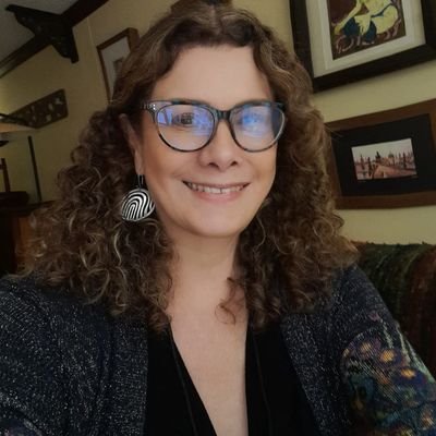 abogada y politóloga feminista, defensora derechos humanos de mujeres y de infancia , docente Universidad Nacional ,investigadora, consultora independiente.