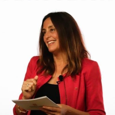 Treballar i escoltar. Consellera d'Educació i Formació Professional del @govern de la Generalitat de Catalunya.