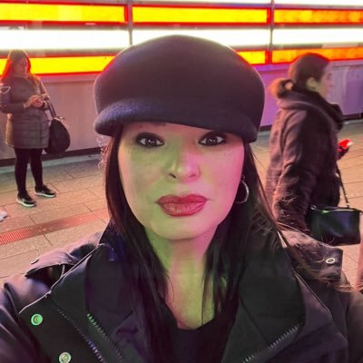 debbsduenez's profile picture. 