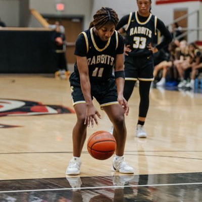 C/O 2027 Forney HS | Guard | 5’5 | 4.0 GPA • 5.4 cumulative | NHS member ⭐️