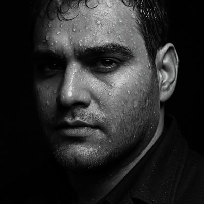 بانکدار بدون بانک، جزئی از جبهه مردمی استعمار گردو ها.
