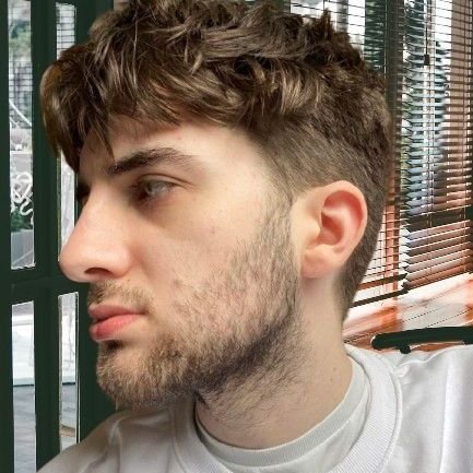 devrimaksakal9's profile picture. Newbie. Back to Single...Here for some fun..