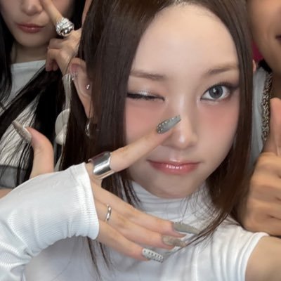 youngseocake's profile picture. Youngseo for the girls ⋆. 𐙚 ̊