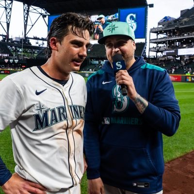 Digital @SeattleSports // @mariners In-Stadium Host // 🛵🚲🏍 // Pickles // MT ➡️ SEA