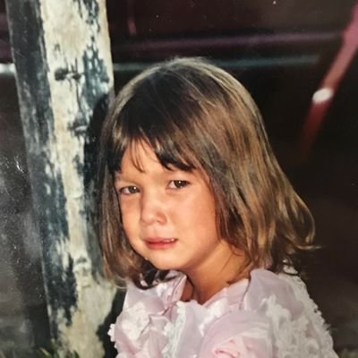 WhaleOrigami's profile picture. nothing makes sense