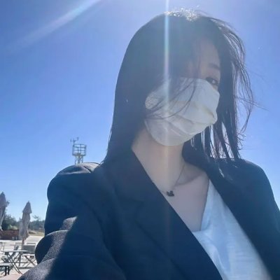 私は投資家で、保守的な女性です。😊 汚い内容は一切見たくありません、報告してブロックします!🙅♀️ ご協力ありがとう!