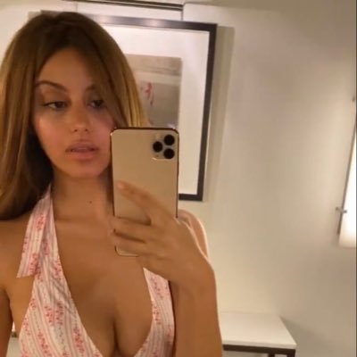 Angelinastefii's profile picture. that's such nonsense I would never say that