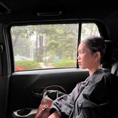 dzkiaz's profile picture. 