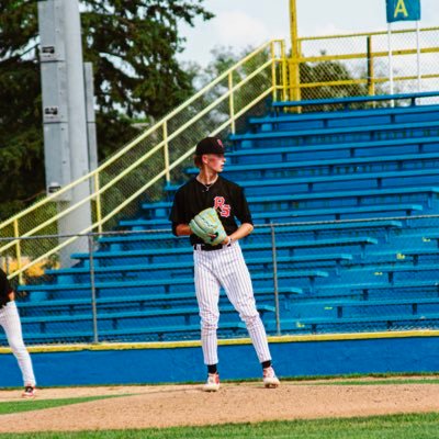 Roland-Story ‘27 || @3TsBaseball || RHP/SS/OF || ig: b_wallace23_ || bradenmwallace@icloud.com || 6’2 170lbs || 515-305-1431