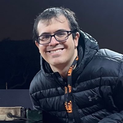 Licenciado en Comunicación. 24 años. He cubierto Liga 1, 3 series de Copa Davis, 1 Billie Jean King Cup y 5 Challengers de Lima.