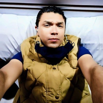 andrei_ric4767's profile picture. I don’t chase trends — I study patterns.