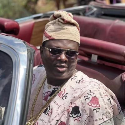 Mr_Ibroh's profile picture. I no send your daddy