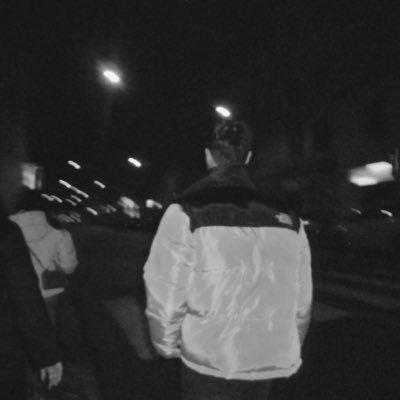 gaalarzzaaa's profile picture. Me gustan mucho los perros y la comida, a y jugar a que soy rapero