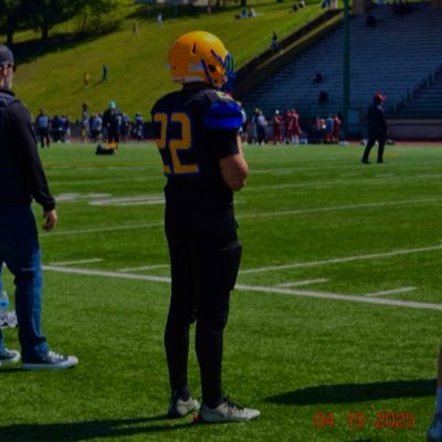 C/O 2029🏈 - Union Titan WA - GPA 3.9 5’10 175 - Rb,LOLB,LT- 175 Bench - 250 squat - 145 power clean