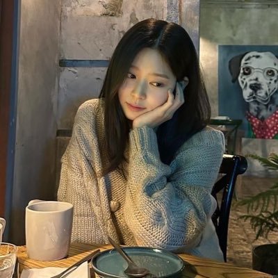 heekiebread's profile picture. live, laugh, love minju kim