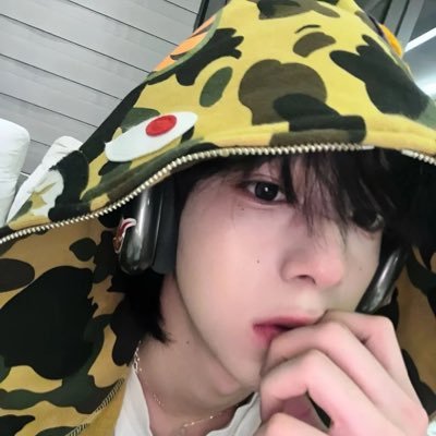 (づ｡◕‿‿◕｡)づcₕᵢₕᴱⁿさんのプロフィール画像