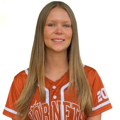 CalliePenick's profile picture. Hanover Hornets Bozzo 2027 MIF/3B/OF/Utility Tri-Sport Athlete