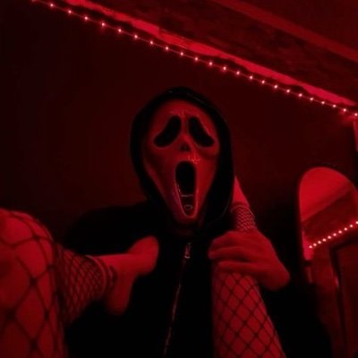 Alexand26534364's profile picture. How did I even get here