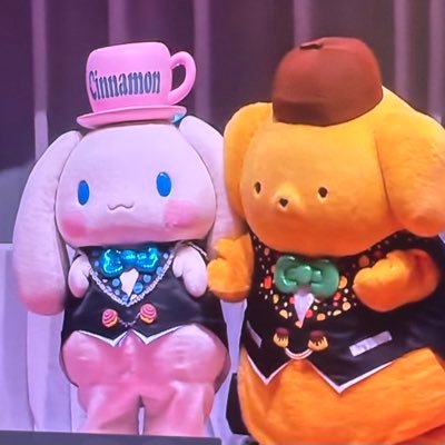 初めましてりっちゃんです好きなアニメはラブライブとヒロアカと呪術廻戦とスタァライトです後スーパー戦隊が好きです好きなスーパー戦隊はボウケンジャーが好きです後キャラはちいかわとマリーちゃんとシナモンとプリンくん好きです後アーティストは嵐とKing Gnuと福山雅治ですよろしくお願いします #彼氏募集中 欲しいです