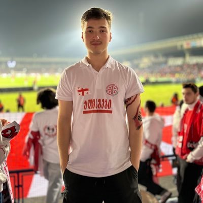 dataeradzee's profile picture. 