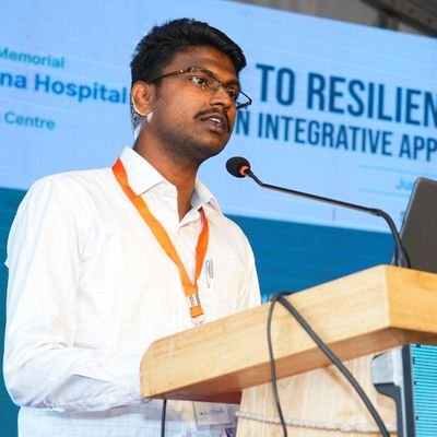 வாழ்க தமிழ் !
Ayurveda Acharya |आयुर्वेदोऽमृतानां श्रेष्ठम् | SRF @JMRHospital|Ex State Convenor @Jignasaayush TN| Ex SRF @HyderabadNIIMH |MD - @brahma_siddhi