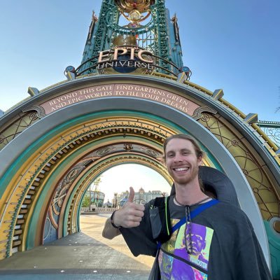 Theme Park Enthusiast🌎🎢 | Entertainment - Music & Film 🎵🎬 | Life & Travel 🌴 | Carnivore 2014-2023🖤【=◈︿◈=】| DM ME FOR MY NEW MUSIC PROJECT