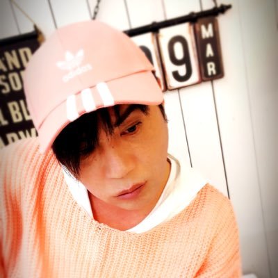 MASATO967's profile picture. 173/75/58原宿で美容室やってます 「限りなく自然と共に、そして思春期のように」 同性に恋する男性です。A lot of sorry, and a lot of thank you. Become aware of hidden feelings