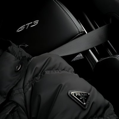 l1V7l's profile picture. 