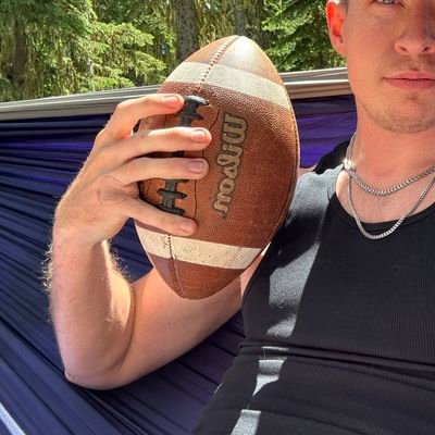 tabbro616's profile picture. not me on dp • Into Taboo, few lims. RTs for porn I like. 🇵🇭🏈🍕