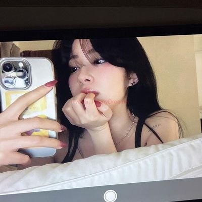 ini pirly bukan prilly ——— pfp hanya pemanis :3
ғᴀʟʟ ɪɴ ʟᴏᴠᴇ ᴡɪᴛʜ #leehaechan ᴇᴠᴇʀʏᴅᴀʏ