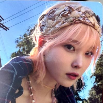 JAKAENAGA 🐲 • 이지안 🫂🤍 • 🌧️☕👫🏻 • My hobbies are IU, 🎮💻, 🎧🎶🎸 • 8lien • #FNCWIN