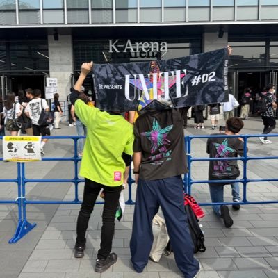 B’z、ONE OK ROCK大好きです。無言フォローとかしてしまいますがよろしくお願いします。B'z Party、OORer🔰ですのでよろしくお願いします。