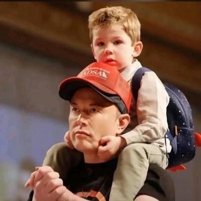 Elonchatp02's profile picture. Keep on trying regardless the outcome of your consistency will prevail🚀💞