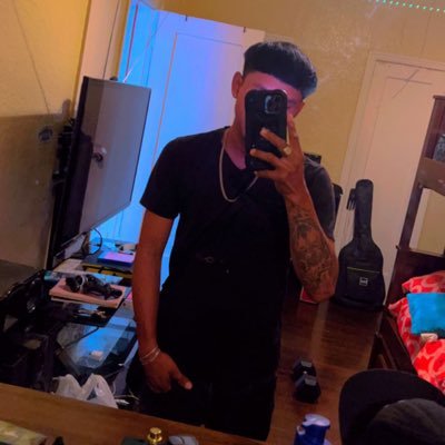 goodboy77133's profile picture. 7 | 7 | 7  Live or Die. ♋︎|🇬🇹