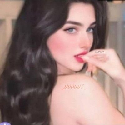 _vvvvv7_'s profile picture. امرأة شَغوفة « بالدلال » 
     اللَفْظيّ والفِعْلي ••