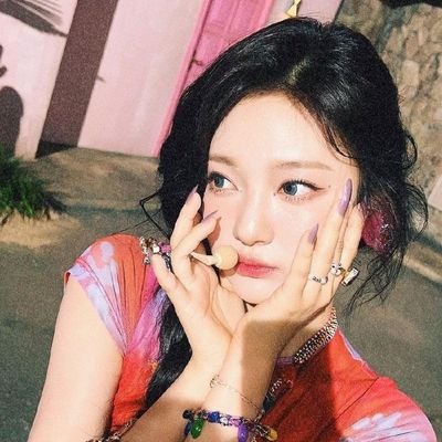 :━━ ♡̷̷◟「 전소미 ╱ 2OO2 」potrayed as a lustrously divine diamond alive, expanding her aptitudes through the blue spere of yonder ❥ 全昭弥, 𝑁𝑖𝑛𝑔 𝑌𝑖𝑧ℎ𝑢𝑜 ₊༄