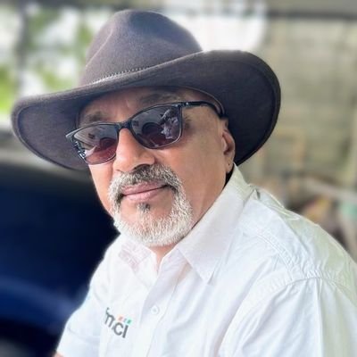 International Rebirther and Yoga Coach, Emotional Intelligence Trainer, Speaker and Writer