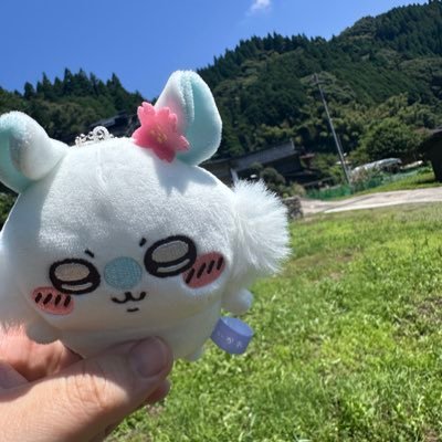 超新規ですがちいかわに妹と彼氏とハマってます🫶うさぎ、モモンガ、栗まんじゅう推し🪄ྀི🪄ྀིピアス☞アニメ☞漫画☞あつ森☞ハンドメイド☞手帳☞文房具☞彼氏☞娘2人(呪術廻戦、あんスタ、ハイキュー、ヒロアカ、ワートリ、ツイステ、JOJOなど、、他多数が好きでお取り引きをお願いしたりしてます)