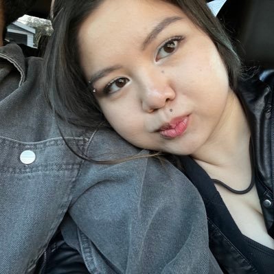 7vesntuaI's profile picture. 