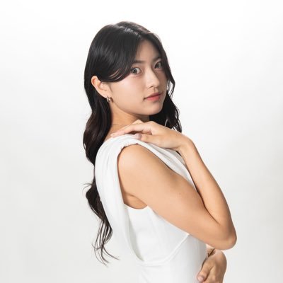 【ミスキャンパス同志社 𝟐𝟎𝟐𝟓】𝐍𝐨.𝟏 畭 凛花(はり りんか)です💍 @missdoshisha / 投票リンク・Instagram・TikTokは下のリンクにまとめています🫧