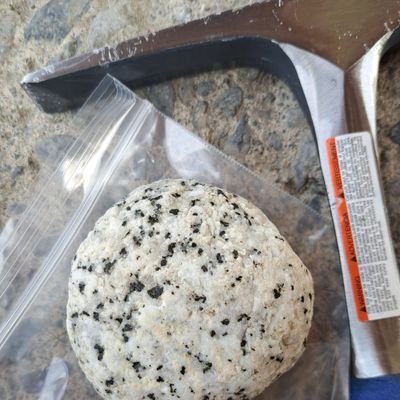 qqq_earth's profile picture. 地震学・地震考古学・津波堆積物に興味がある大学1年生