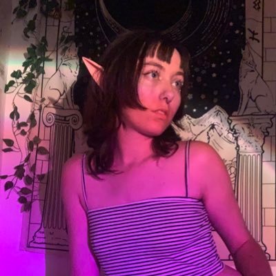 19 yrs old good girl || créatrice elfique à temps pleins 🌷big dildo fan et dessinatrice à temps perdu