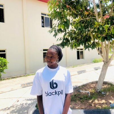ZainabZ61772's profile picture. Am just a girl 🥰