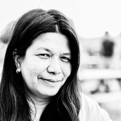 carreondet's profile picture. Mom first, journalist second.