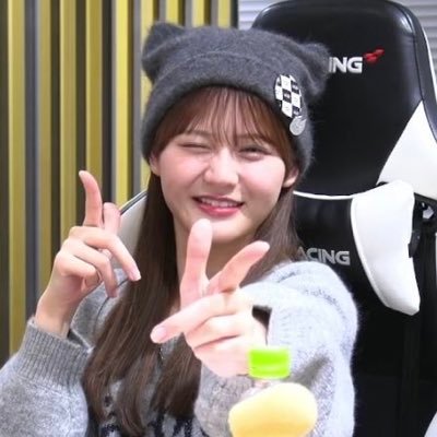 QCd9m's profile picture. 20↑/ 前垢のログイン情報が消えてしまったため新垢ですが取引経験100↑ / トレ品を再度トレードに出すことがあります/ 手袋着用開封