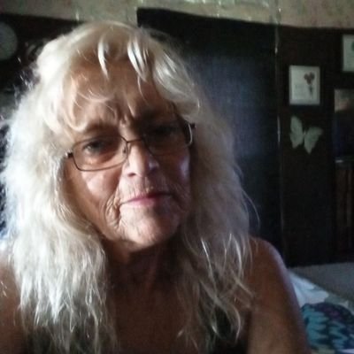 DebrakayMc26227's profile picture. hi everybody! I'm a 64 yr old hairstylist. Retired hairstylist... From the Midwest. Did mention, I'm n love w Donald Trump!!! 😁