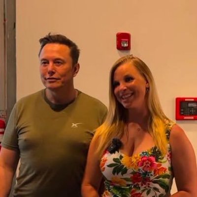 Guiding @ElonMusk's vision for a better future through Spacex, Tesla, Neuralink, and more. & I Tech enthusiast, dream chaser, and innovation 🚀❤️